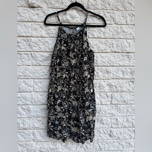 ⭐️old navy tall romper (L) with halter neck and pockets